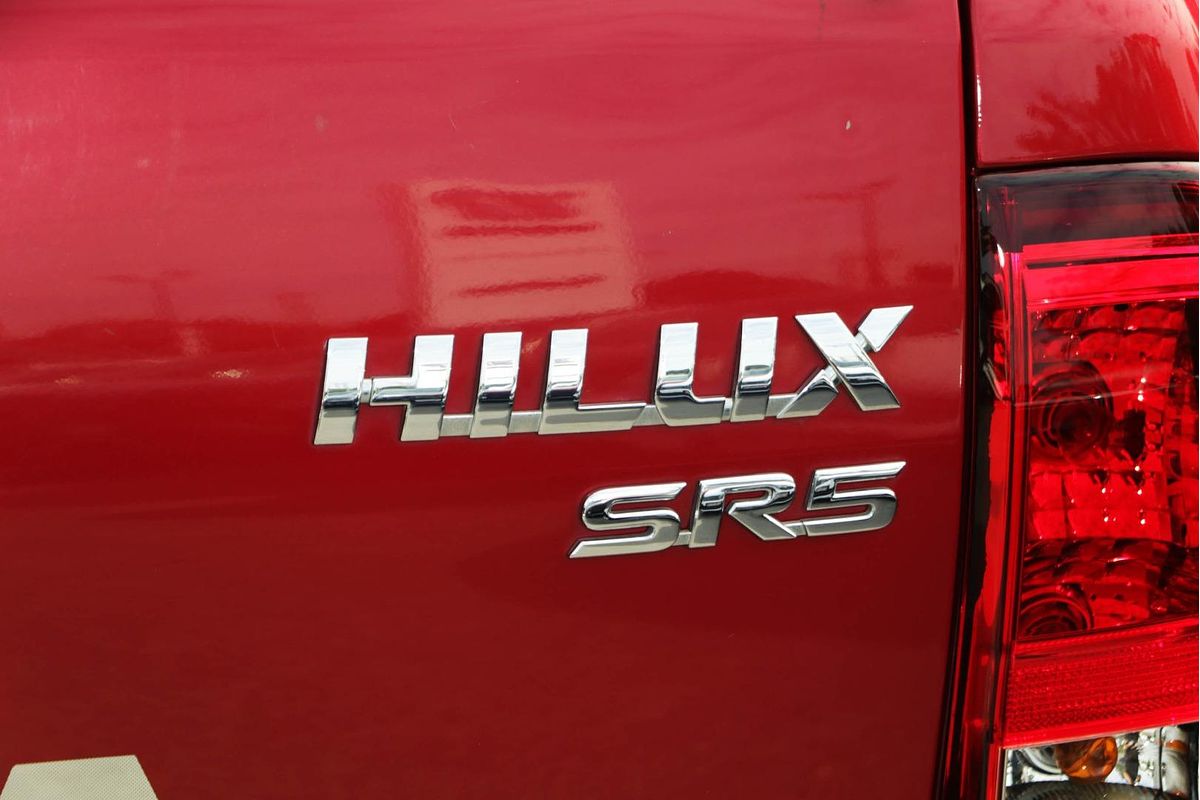 2015 Toyota Hilux SR5 GUN126R 4X4