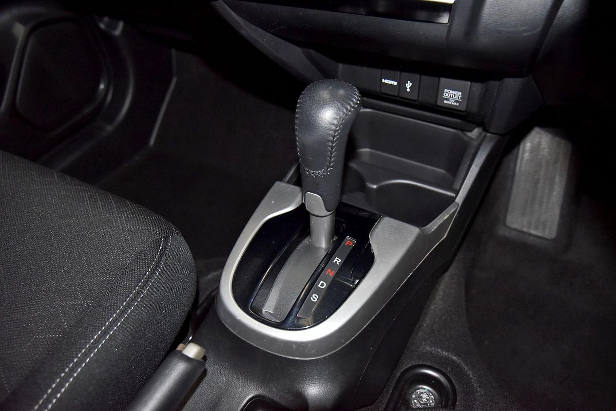 2014 Honda Jazz VTi-S GF