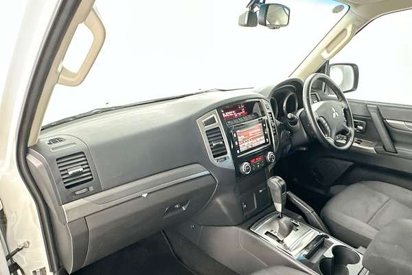2020 Mitsubishi Pajero GLX NX