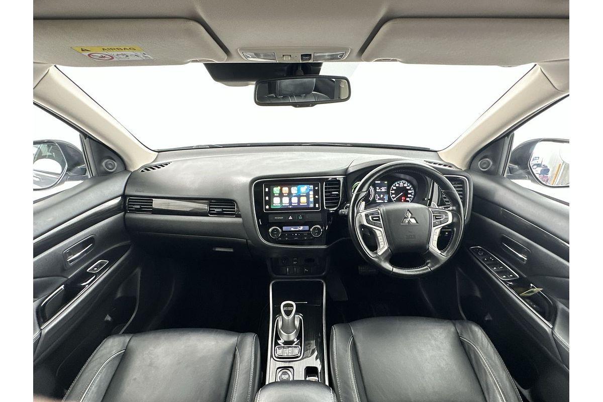 2018 Mitsubishi Outlander PHEV Exceed ZK
