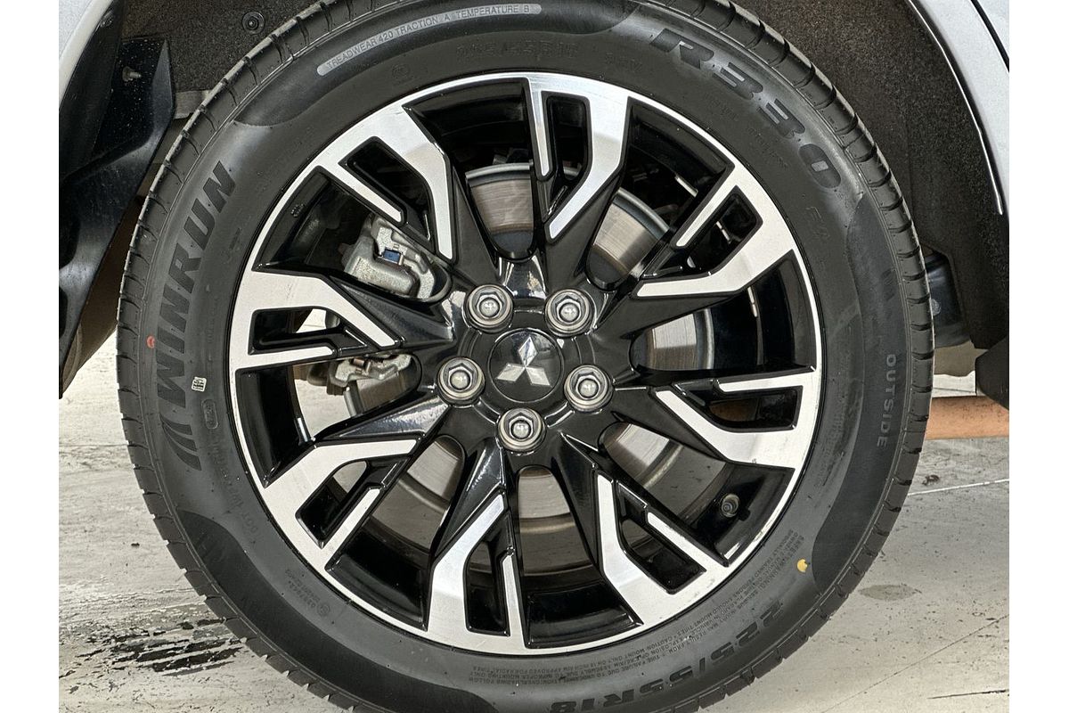 2018 Mitsubishi Outlander PHEV Exceed ZK