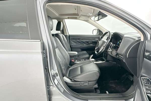 2018 Mitsubishi Outlander PHEV Exceed ZK