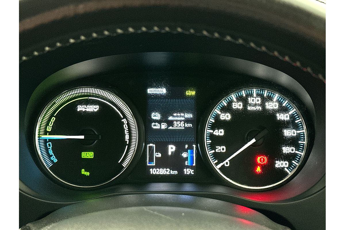 2018 Mitsubishi Outlander PHEV Exceed ZK