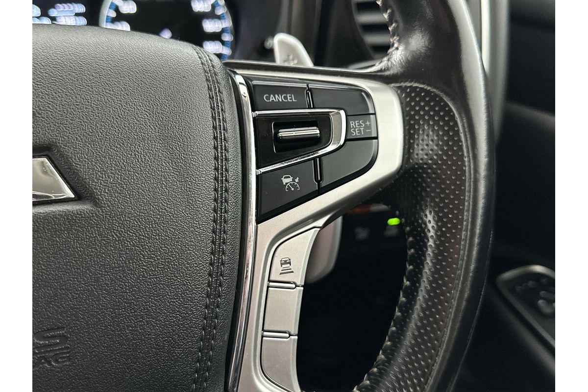 2018 Mitsubishi Outlander PHEV Exceed ZK
