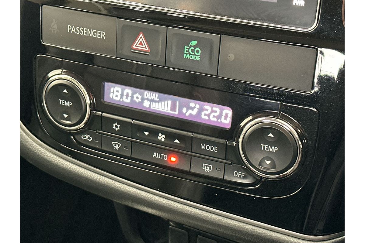 2018 Mitsubishi Outlander PHEV Exceed ZK