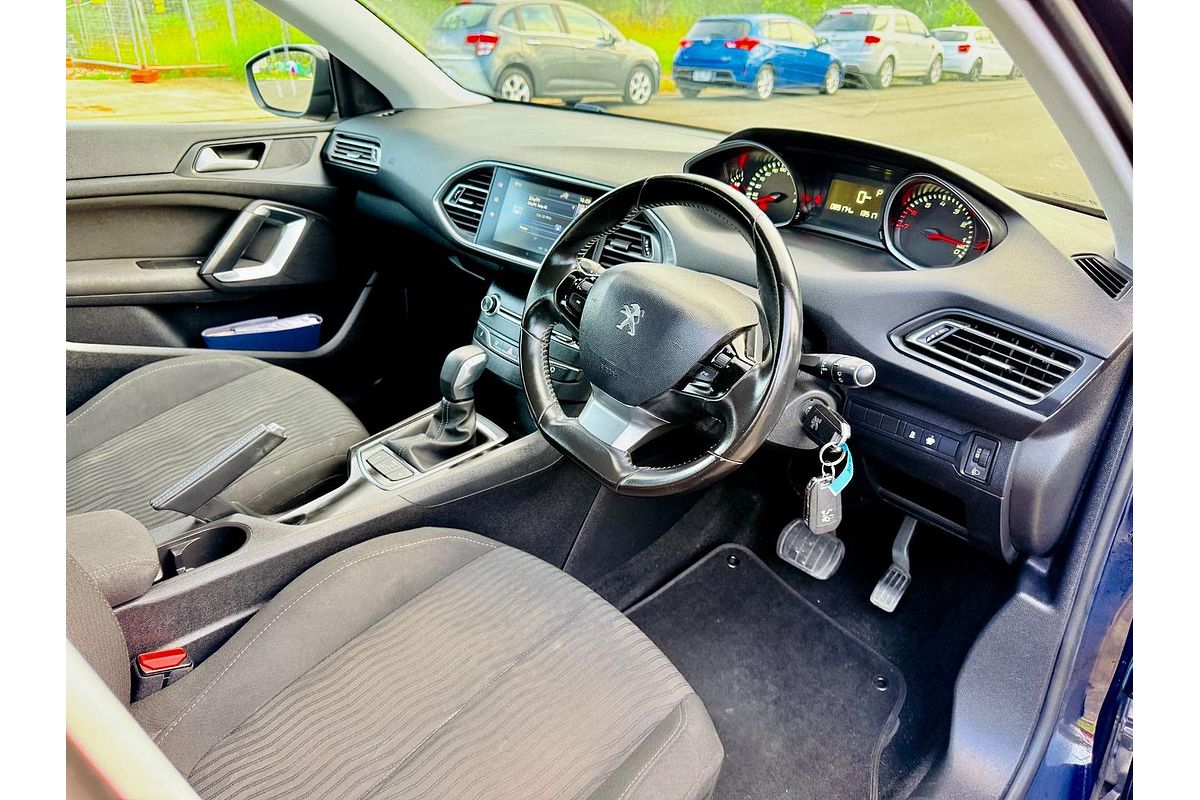 2016 Peugeot 308 Active T9