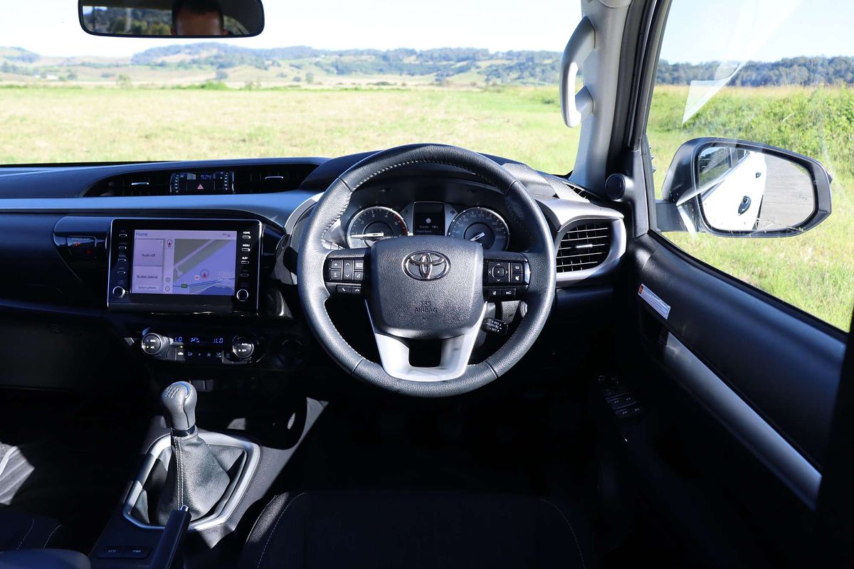 2024 Toyota Hilux SR5 GUN126R 4X4
