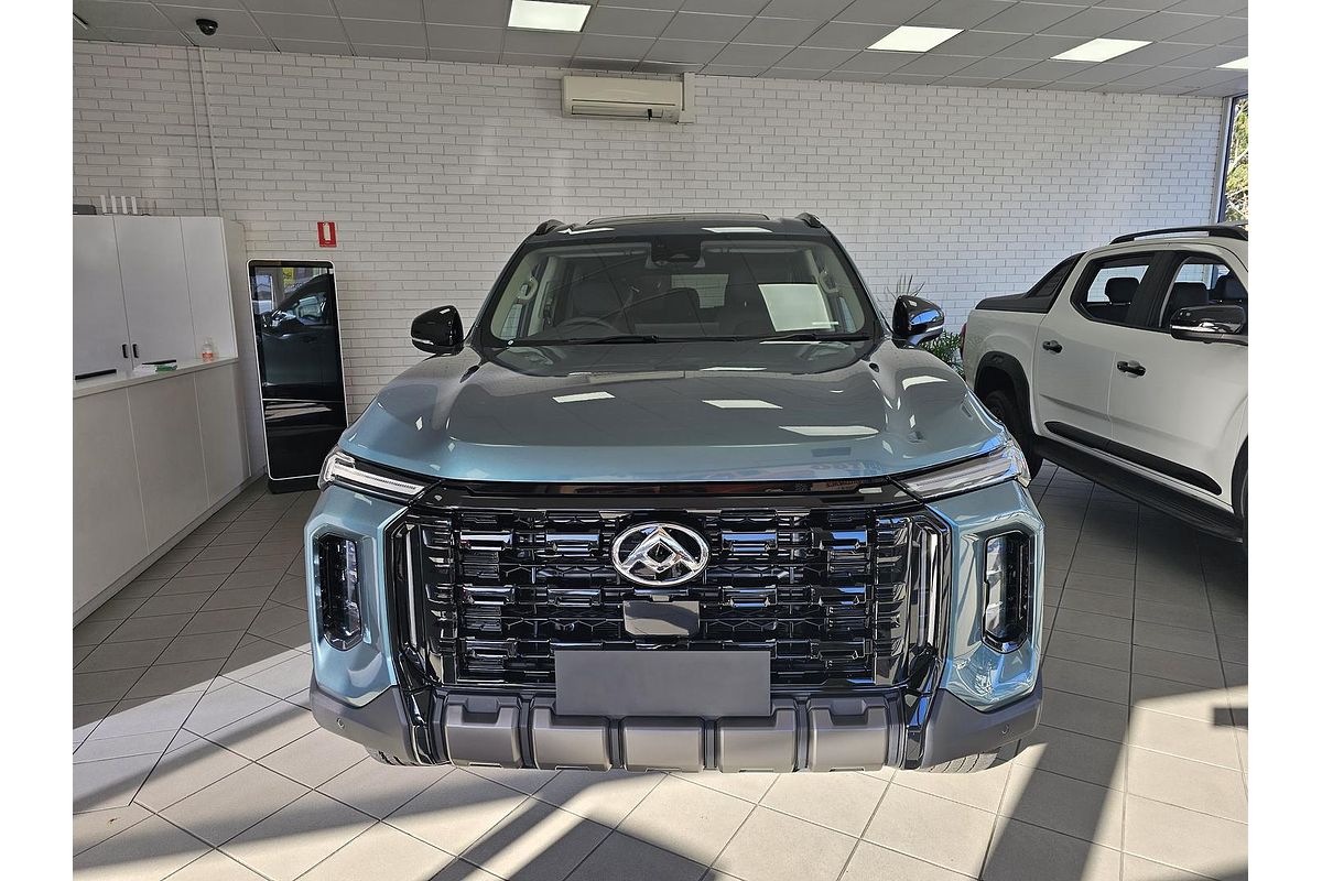 2025 LDV D90 Executive SV9A