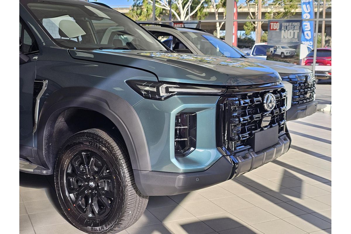 2025 LDV D90 Executive SV9A