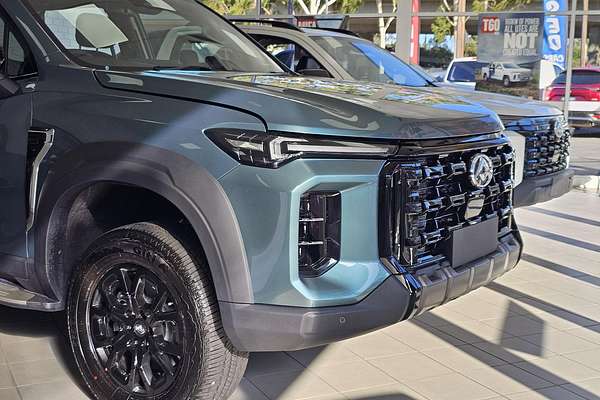 2025 LDV D90 Executive SV9A