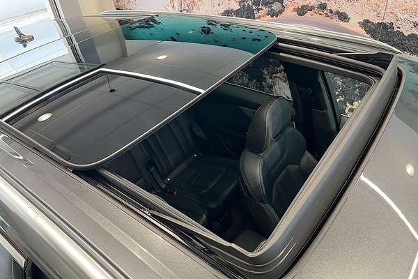 2023 Audi Q7 55 TFSI S line 4M