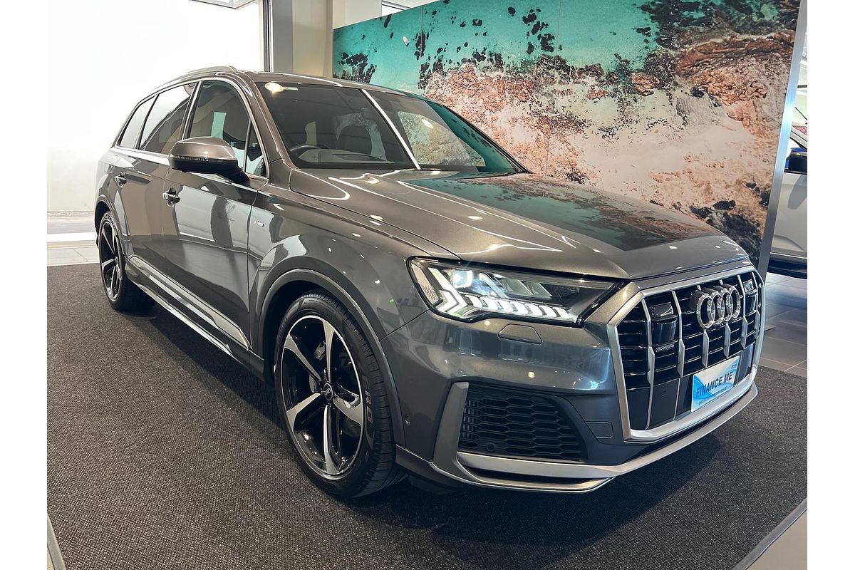 2023 Audi Q7 55 TFSI S line 4M