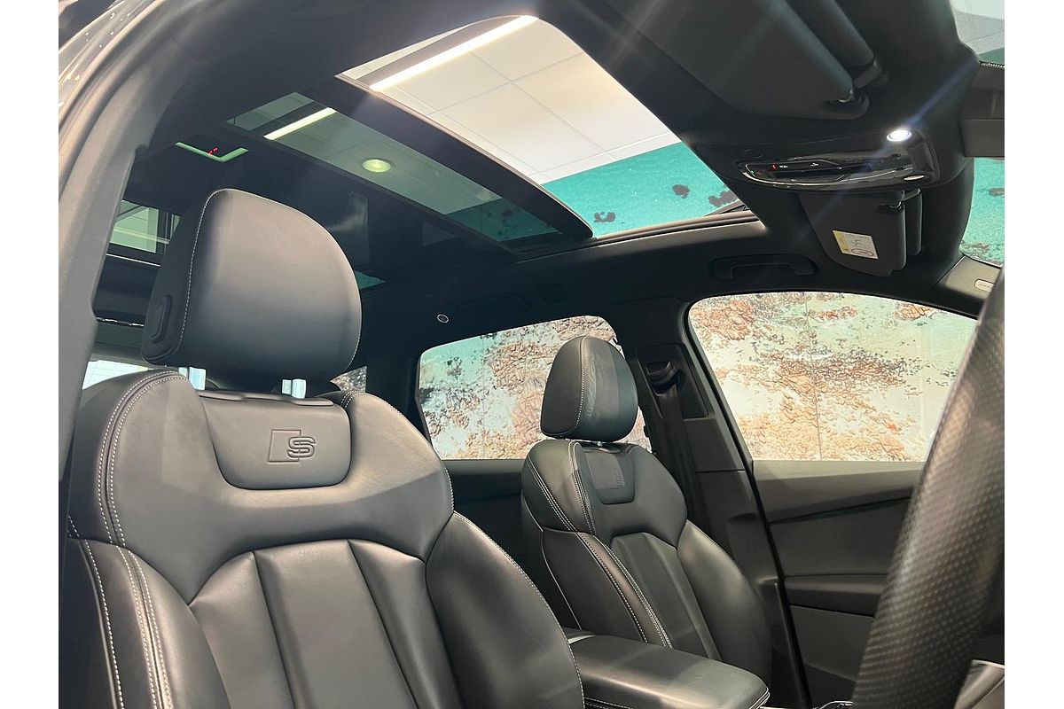 2023 Audi Q7 55 TFSI S line 4M