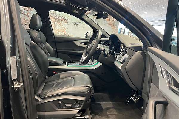 2023 Audi Q7 55 TFSI S line 4M