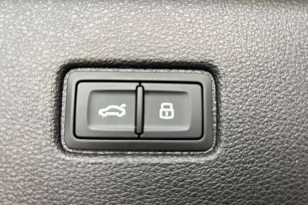 2023 Audi Q7 55 TFSI S line 4M