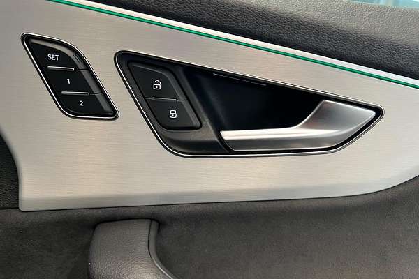 2023 Audi Q7 55 TFSI S line 4M