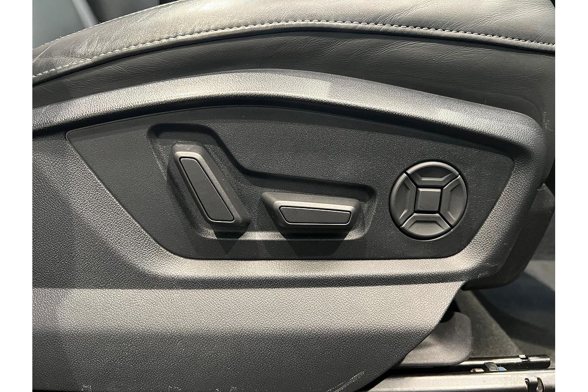 2023 Audi Q7 55 TFSI S line 4M