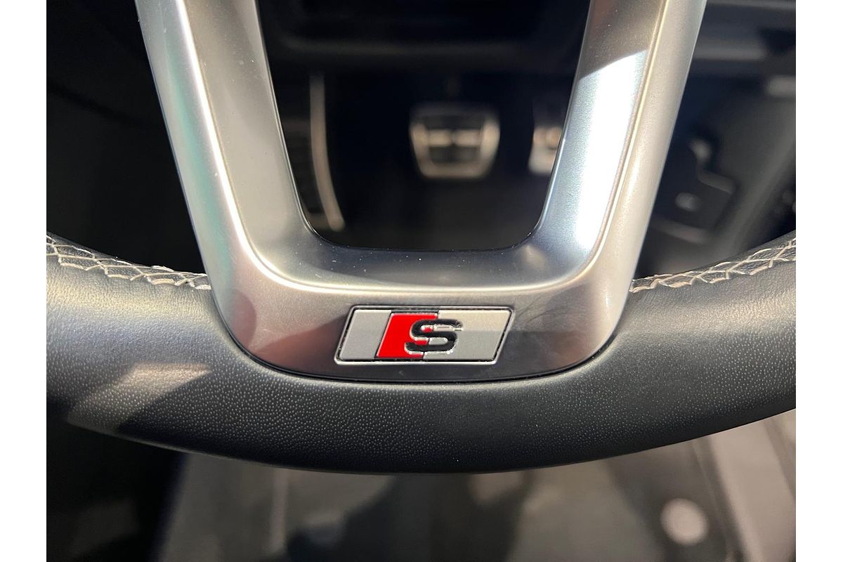 2023 Audi Q7 55 TFSI S line 4M