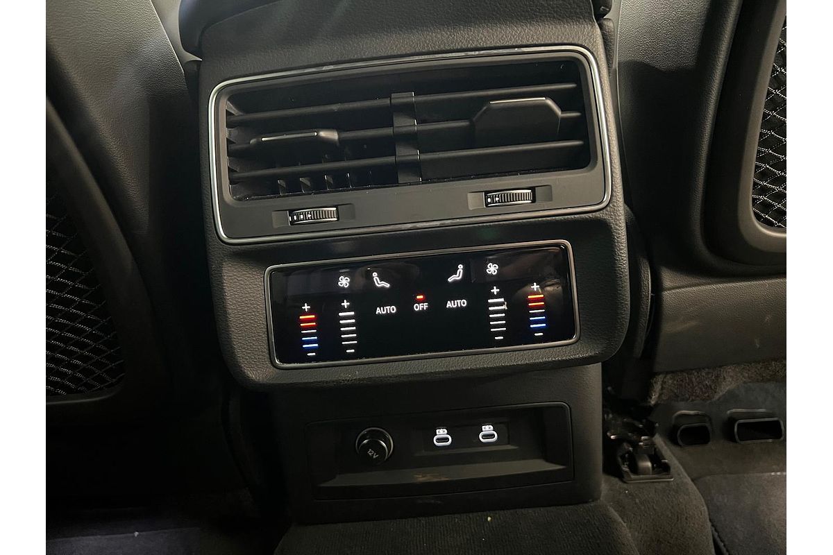 2023 Audi Q7 55 TFSI S line 4M
