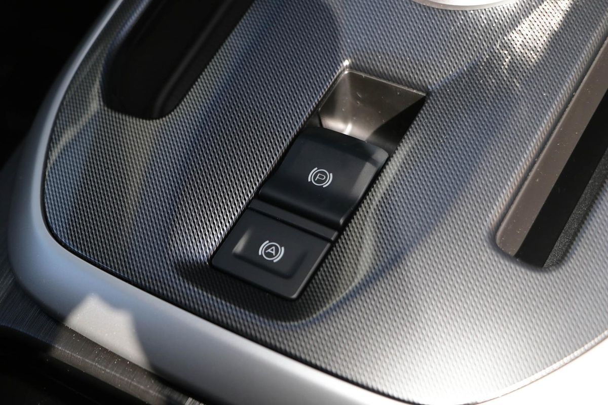 2025 GWM Haval Jolion Lux A01