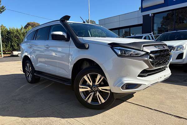 2023 Isuzu MU-X LS-T