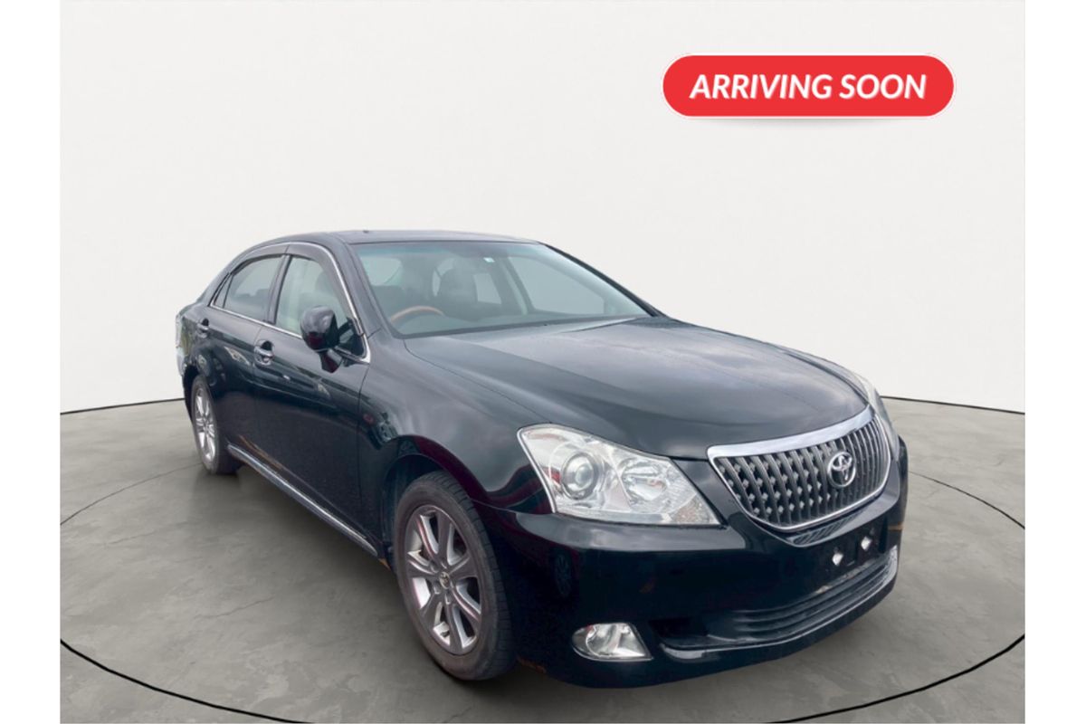 2010 Toyota Crown Majesta A-type URS206