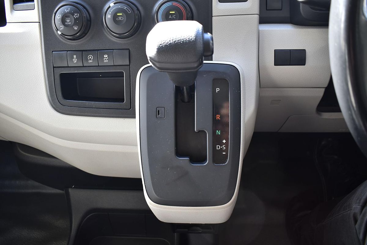 2022 Toyota Hiace GDH300R LWB