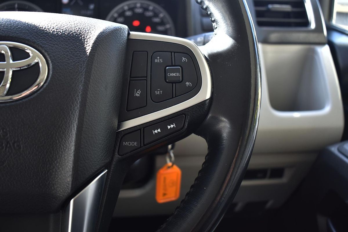 2022 Toyota Hiace GDH300R LWB