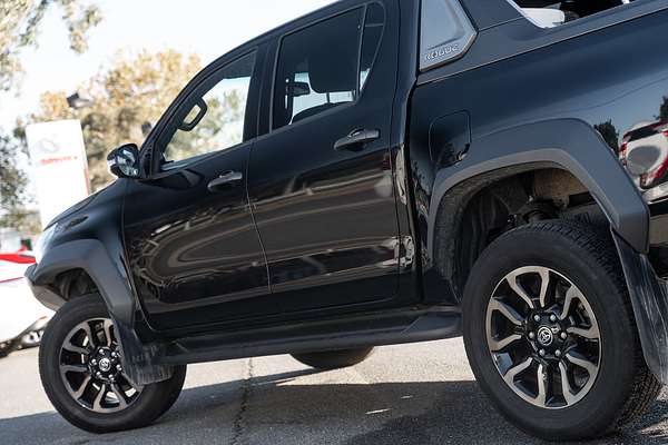 2023 Toyota Hilux 4x4