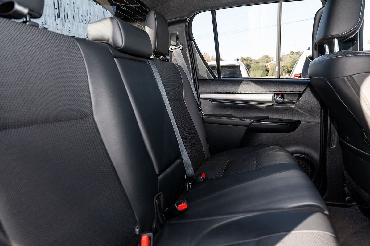 2023 Toyota Hilux 4x4