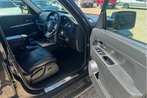 2012 Jeep Cherokee Limited (4x4) KK