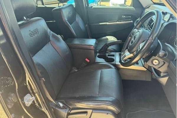 2012 Jeep Cherokee Limited (4x4) KK