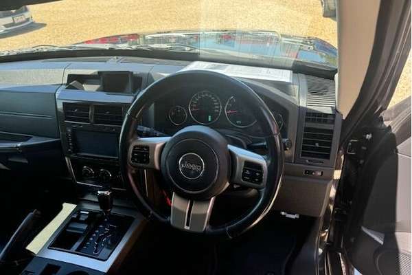 2012 Jeep Cherokee Limited (4x4) KK