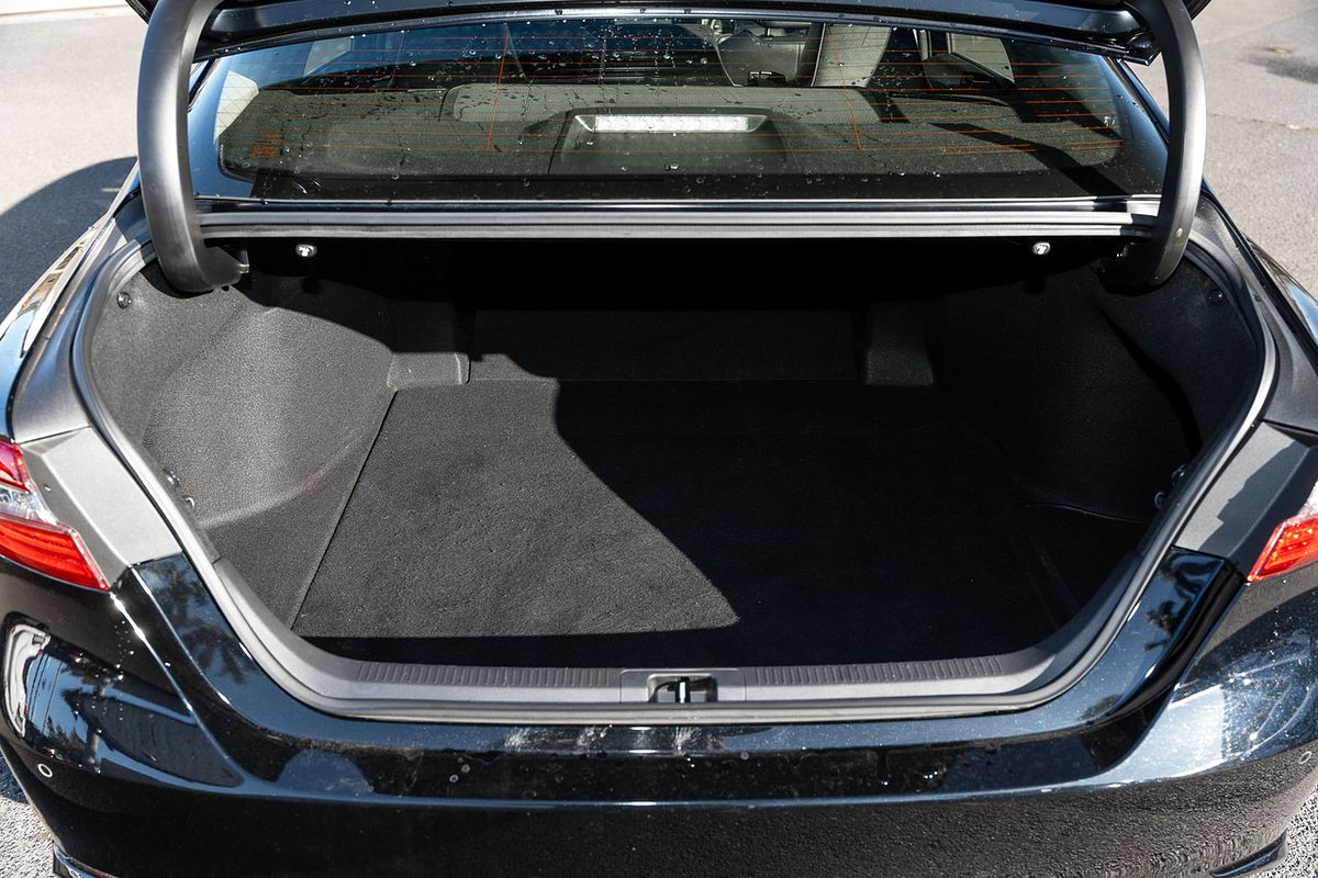 2023 Toyota Camry Hybrid
