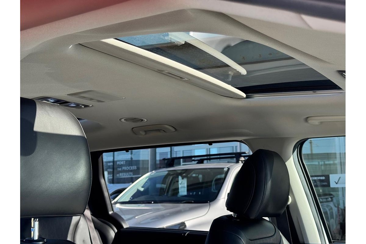 2022 Kia Carnival Platinum KA4