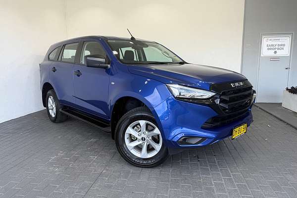 2023 Isuzu MU-X LS-M