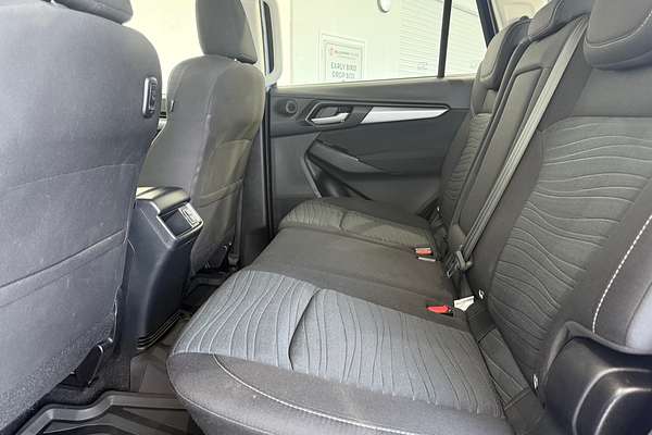 2023 Isuzu MU-X LS-M