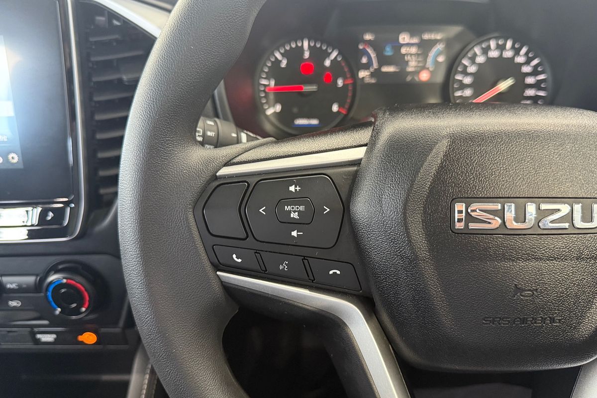 2023 Isuzu MU-X LS-M