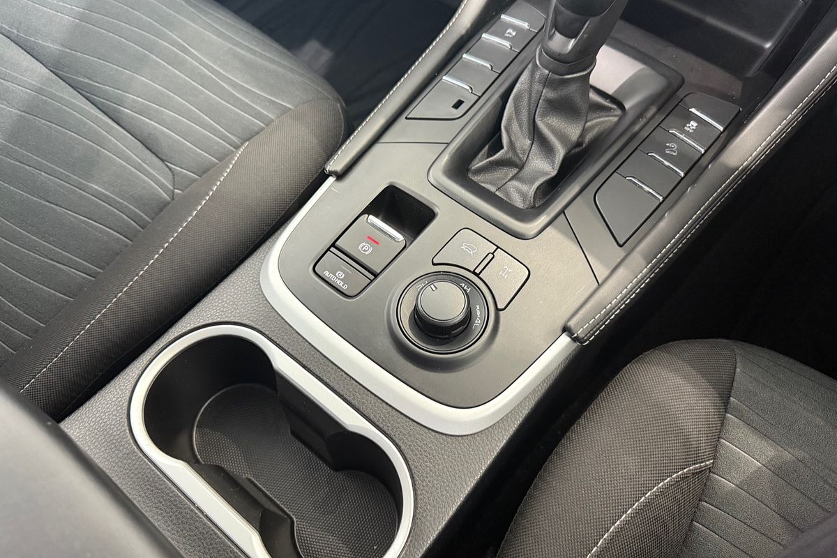 2023 Isuzu MU-X LS-M