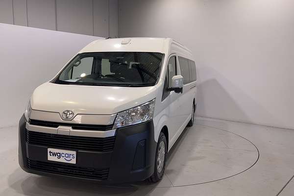 2022 Toyota Hiace Commuter GDH322R