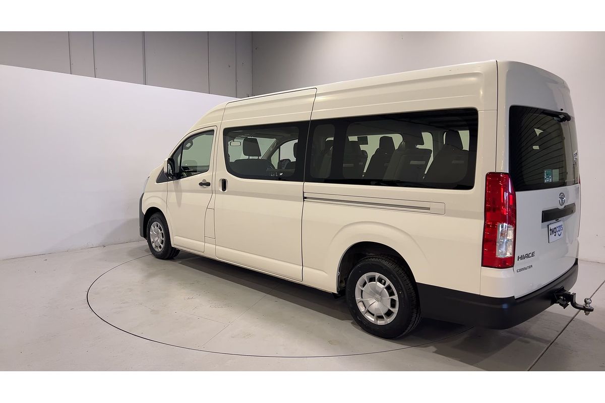2022 Toyota Hiace Commuter GDH322R
