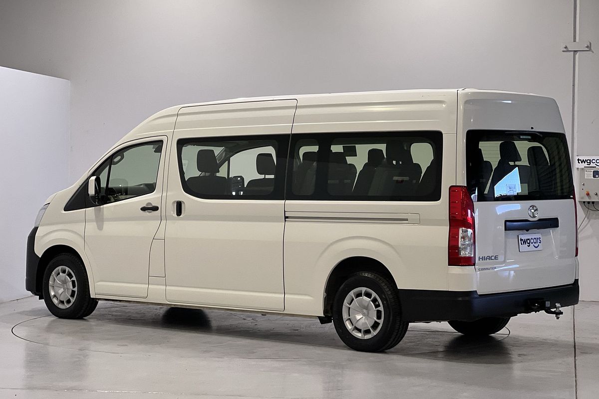 2022 Toyota Hiace Commuter GDH322R