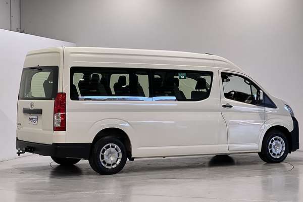 2022 Toyota Hiace Commuter GDH322R