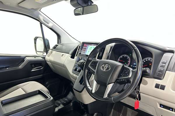 2022 Toyota Hiace Commuter GDH322R