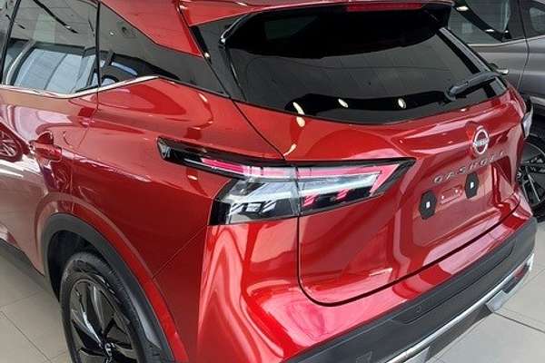 2025 Nissan QASHQAI Ti J12