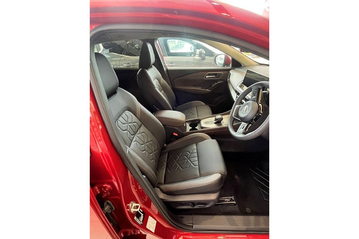 2025 Nissan QASHQAI Ti J12