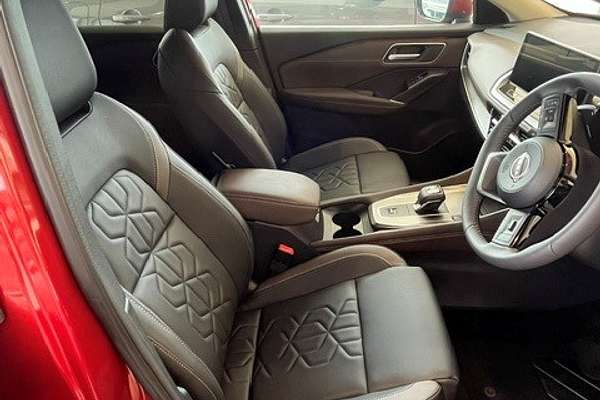 2025 Nissan QASHQAI Ti J12