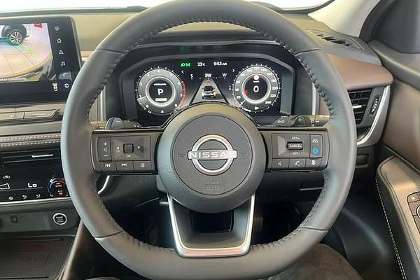 2025 Nissan QASHQAI Ti J12