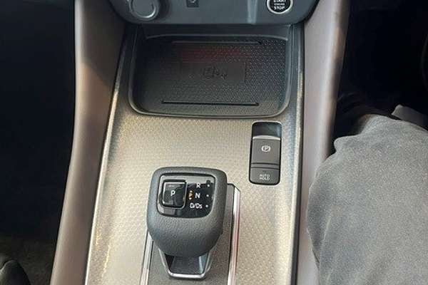 2025 Nissan QASHQAI Ti J12
