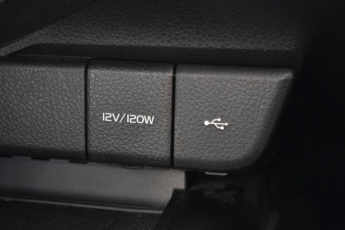 2024 Toyota Camry Ascent AXVH70R